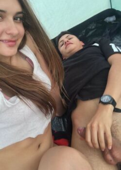 Cogiendo con la putita